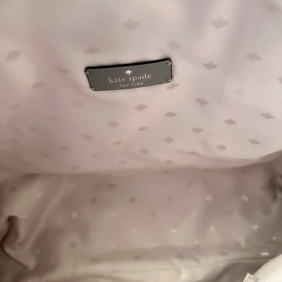 Kate Spade Gray Tote with matching wristlet - Picture 7 of 13